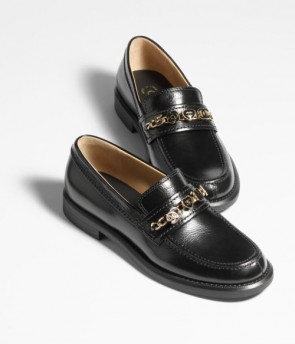 Lady's Chanel Moccasins in Calfskin & Metal